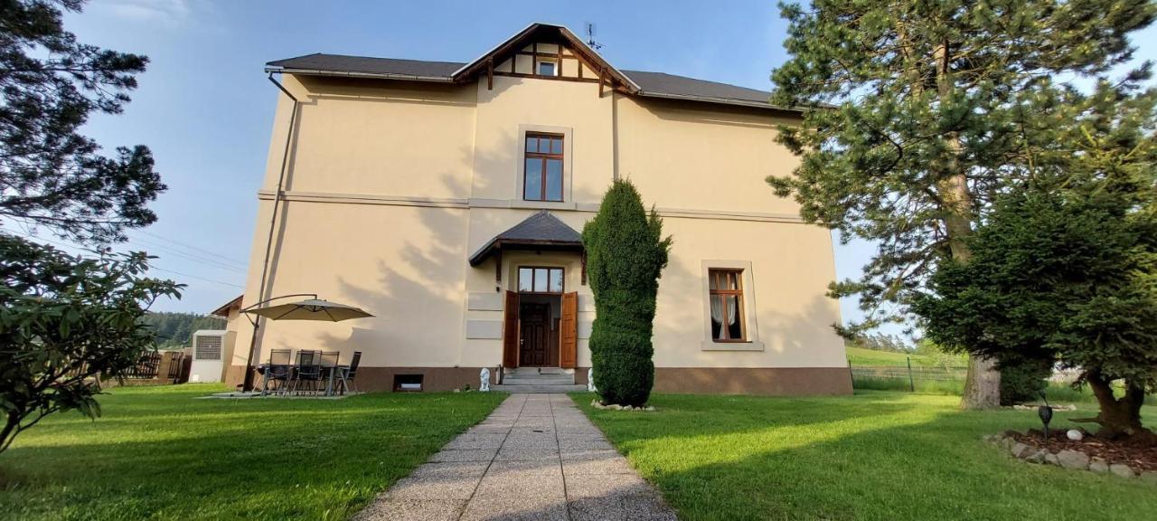 Sulcburg Apartman Cetenov Kültér fotó